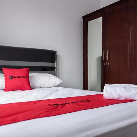 Reddoorz Near Supermall Karawaci 2 Tangerang Eksteriør bilde