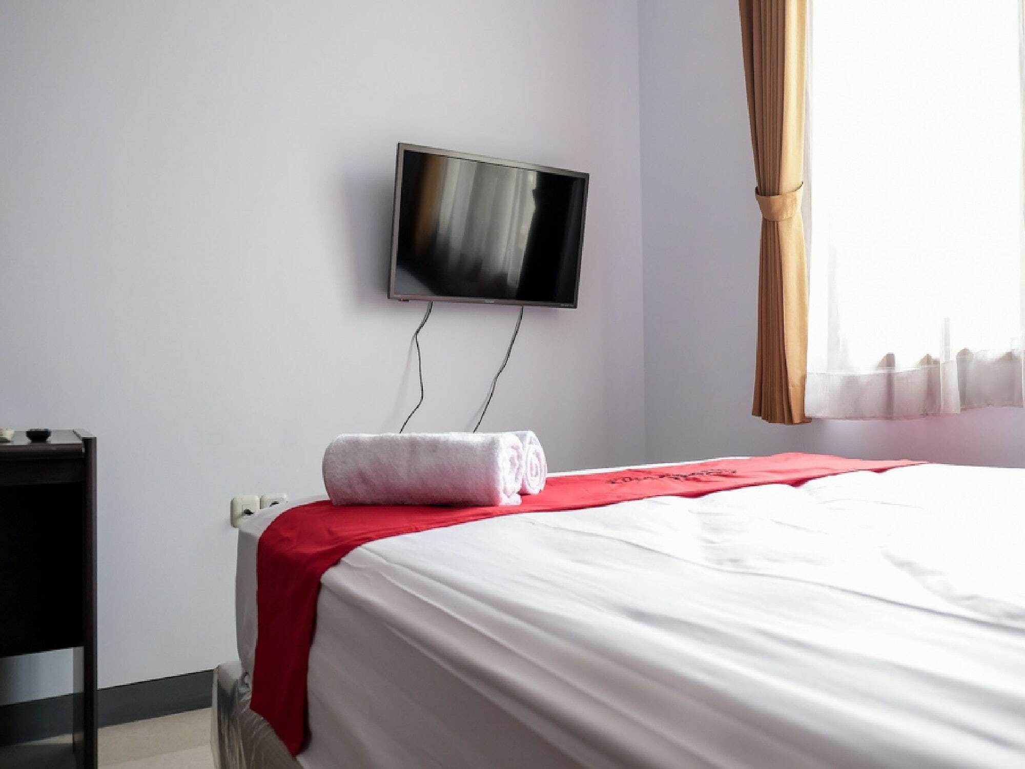 Reddoorz Near Supermall Karawaci 2 Tangerang Eksteriør bilde