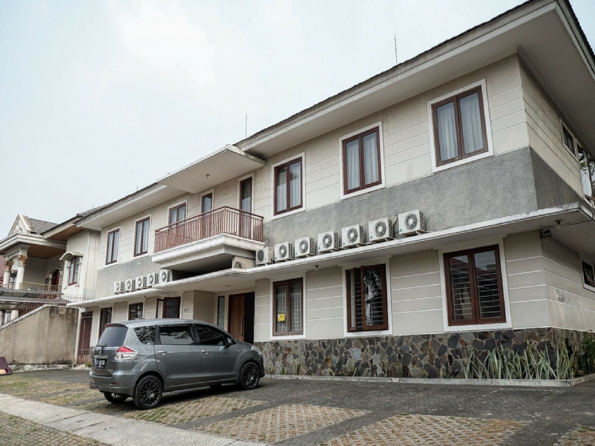 Reddoorz Near Supermall Karawaci 2 Tangerang Eksteriør bilde